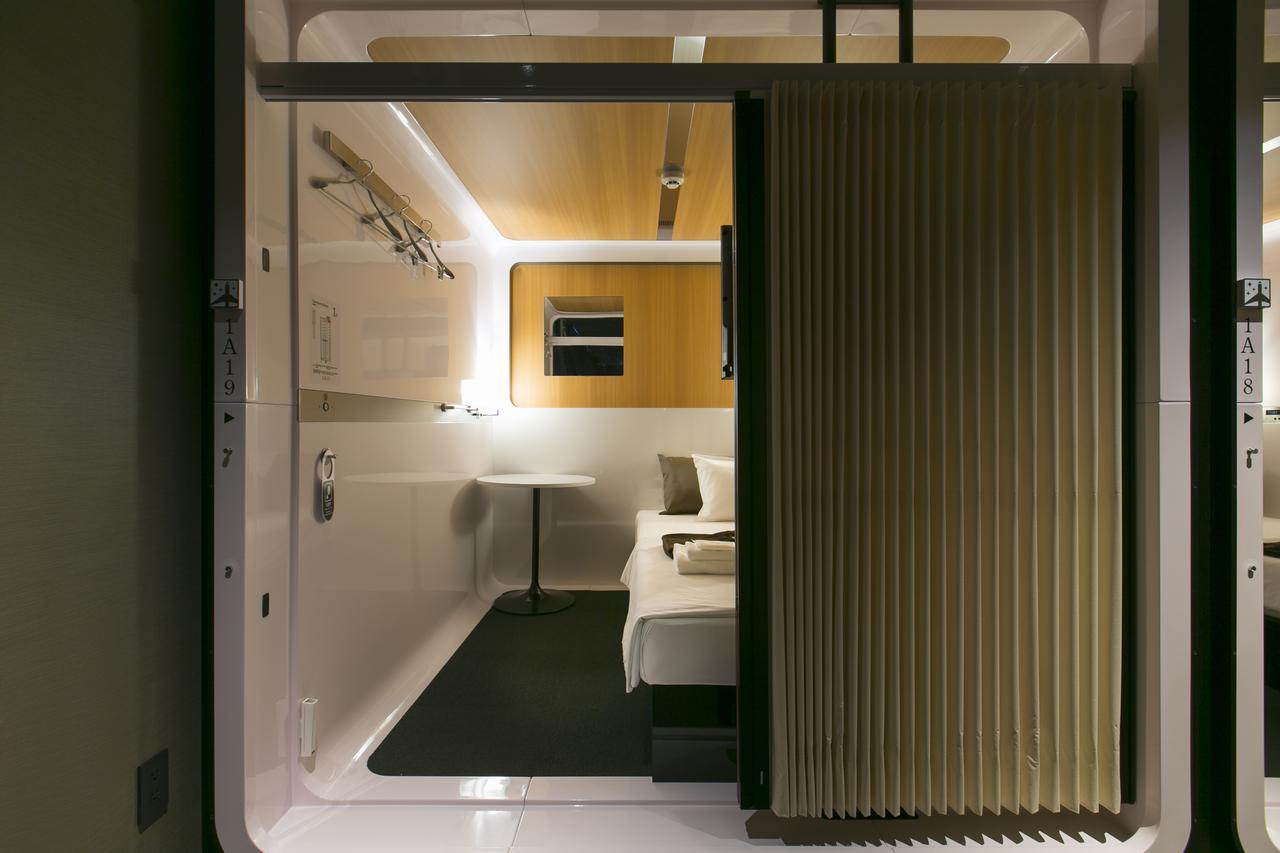 First Cabin Hanshin Nishiumeda โอซาก้า ภายนอก รูปภาพ